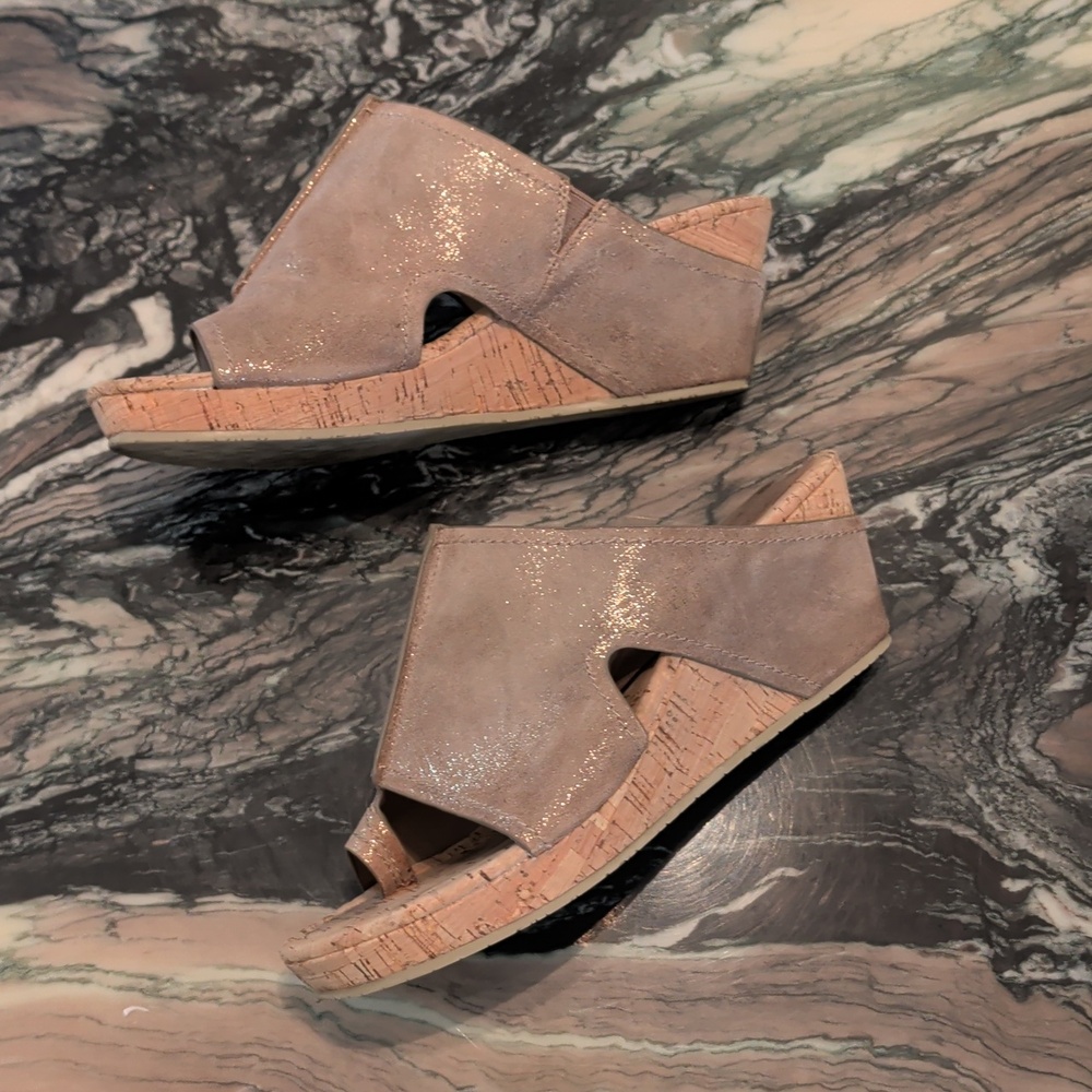Donald J Pliner Metallic Gold Cork Wedge Sandals